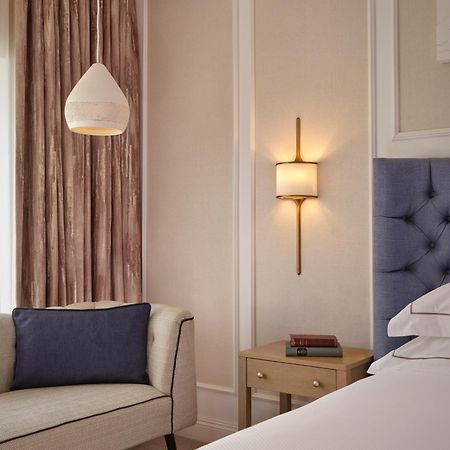 The College Green Dublin Hotel, Autograph Collection Exteriör bild