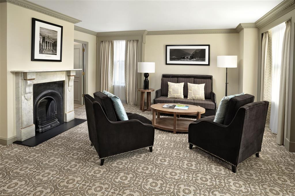The College Green Dublin Hotel, Autograph Collection Exteriör bild