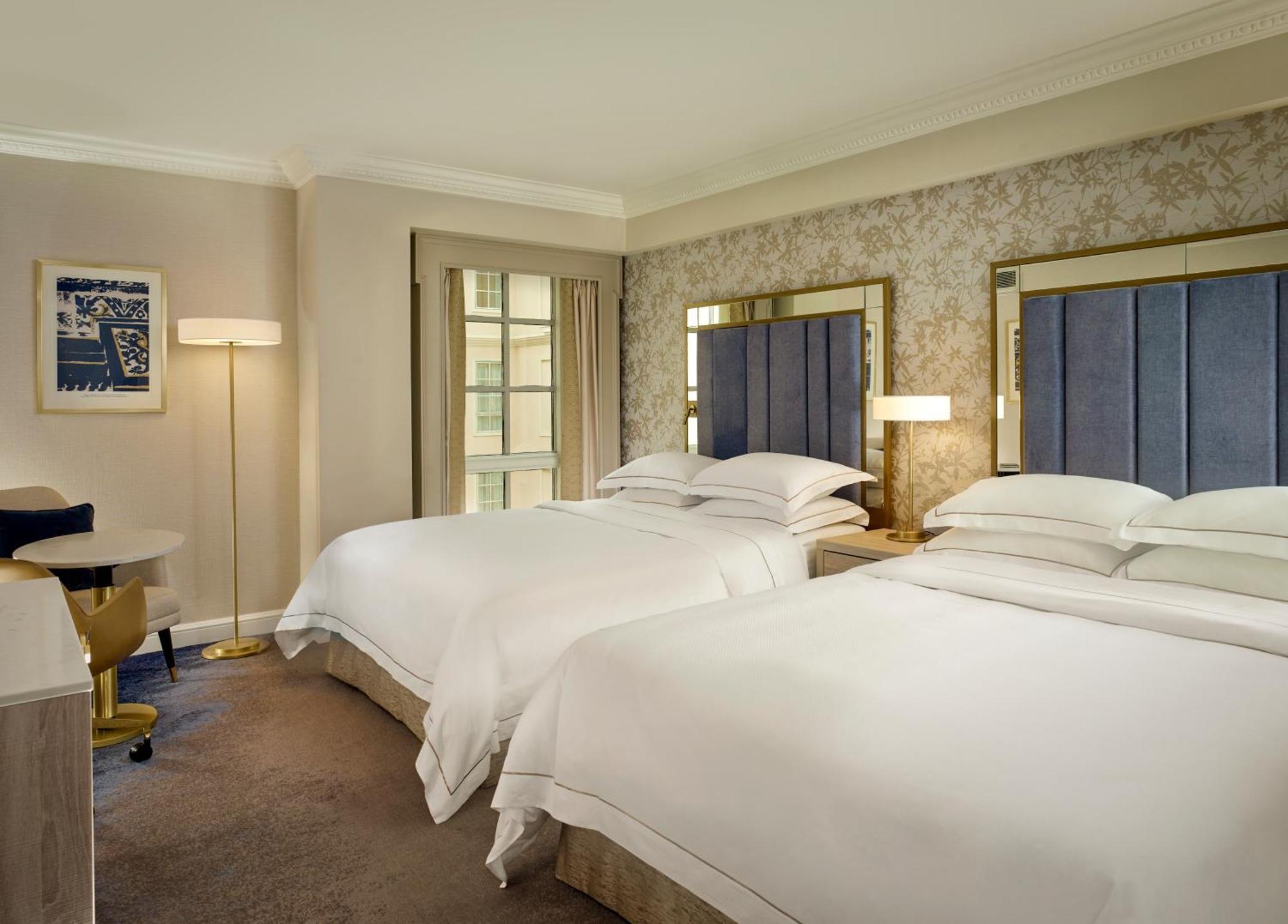 The College Green Dublin Hotel, Autograph Collection Exteriör bild