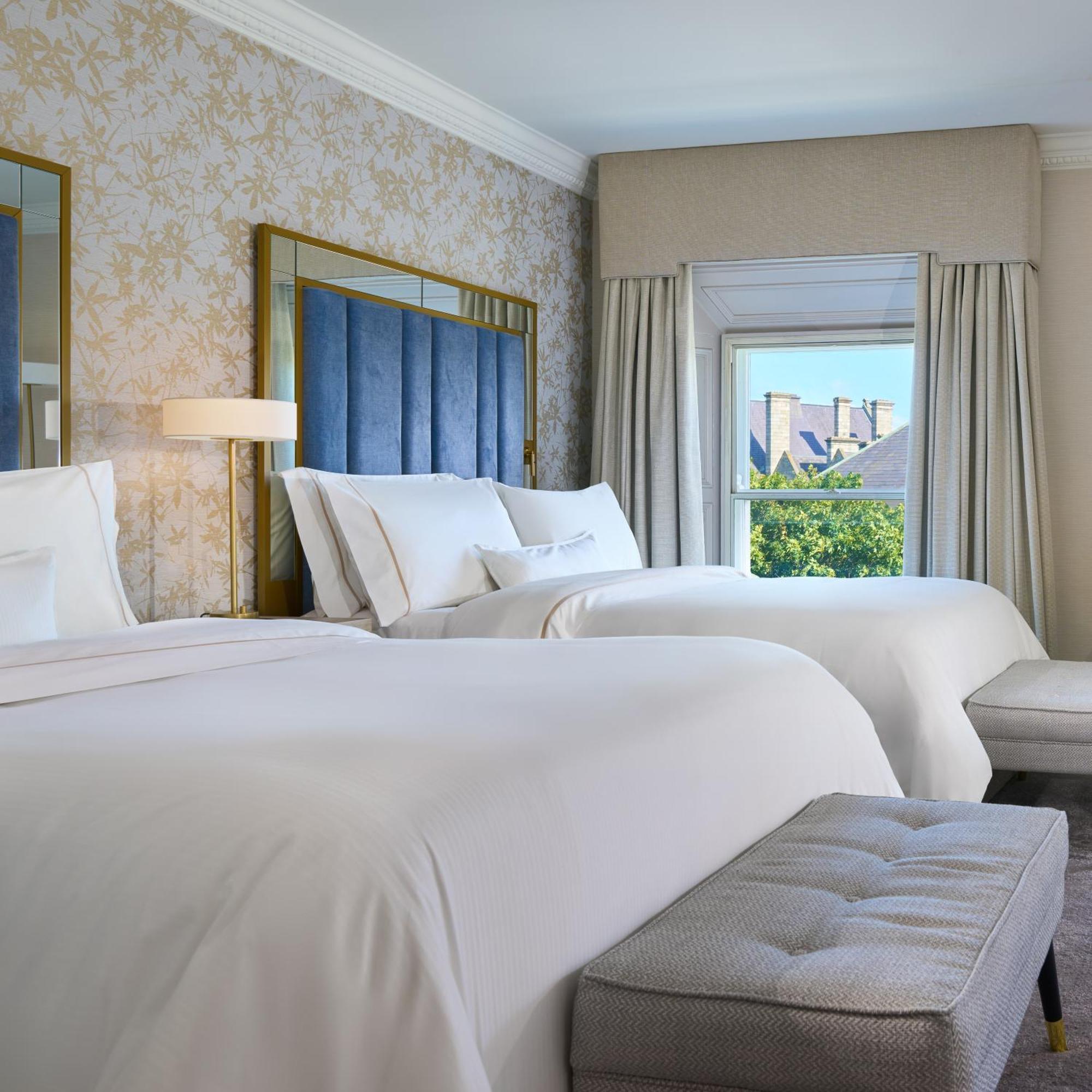 The College Green Dublin Hotel, Autograph Collection Rum bild