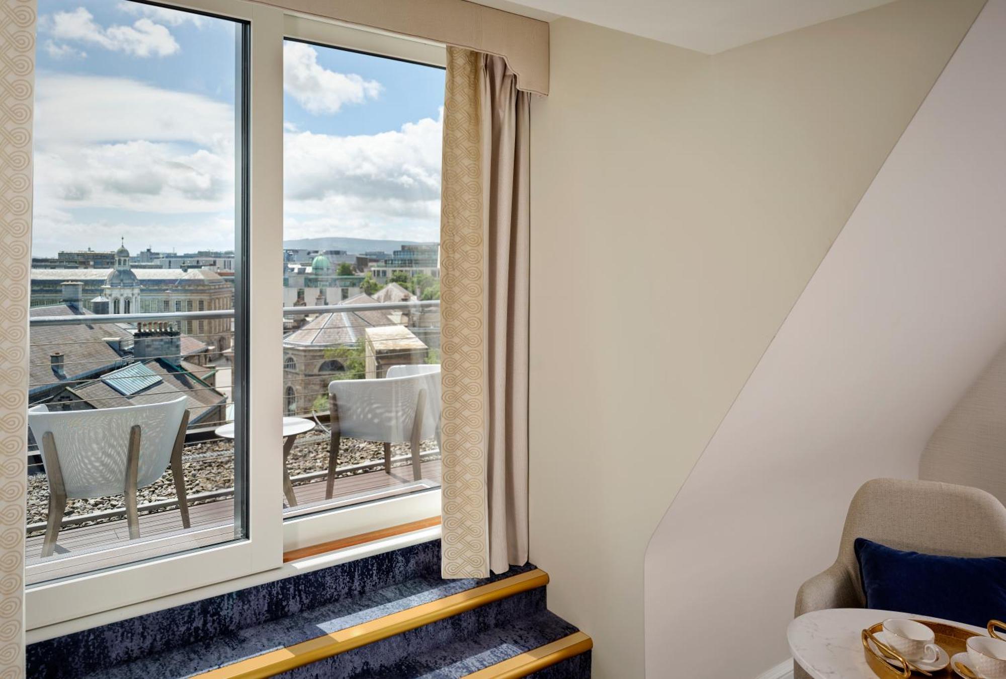 The College Green Dublin Hotel, Autograph Collection Exteriör bild