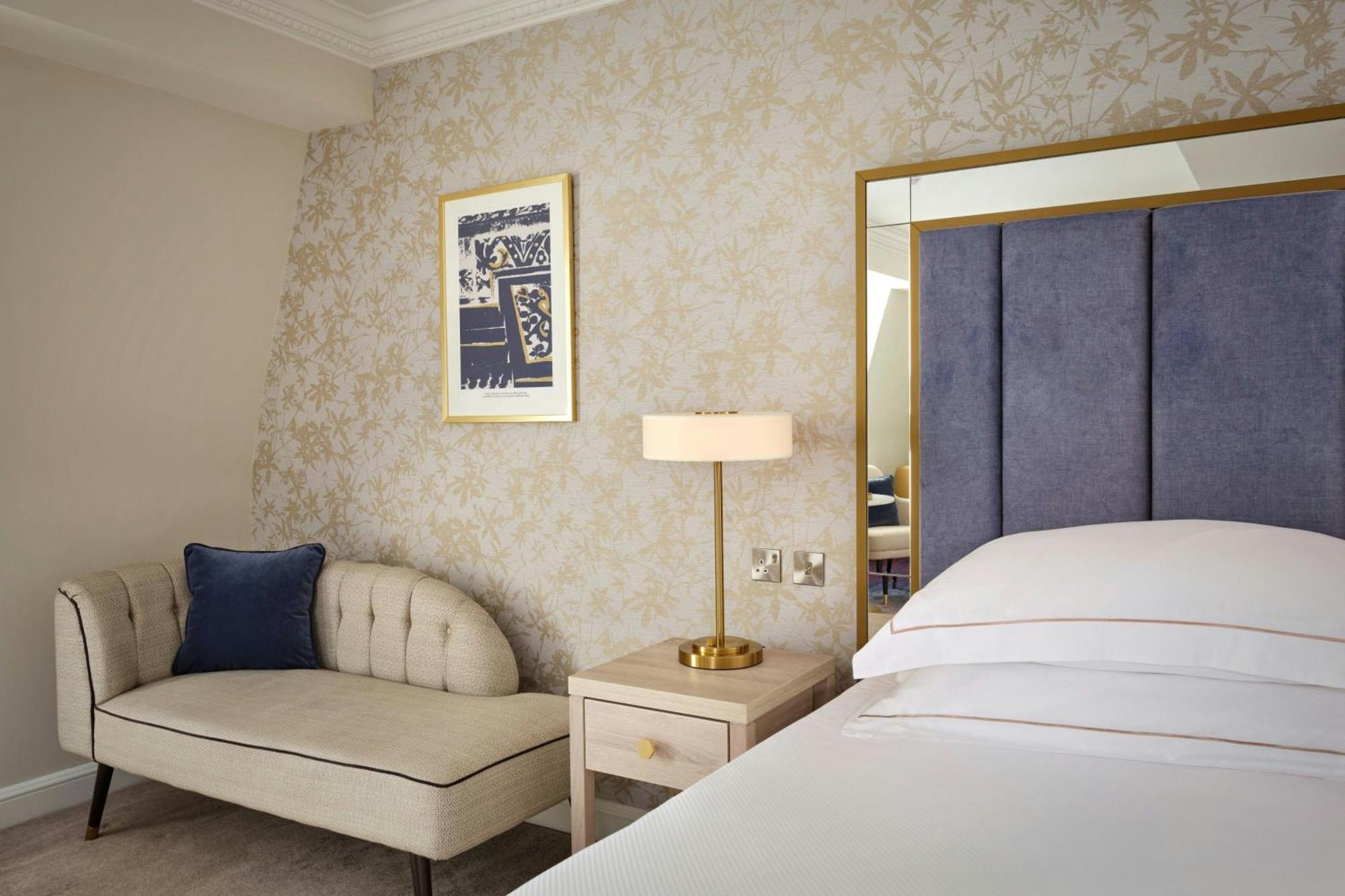 The College Green Dublin Hotel, Autograph Collection Exteriör bild