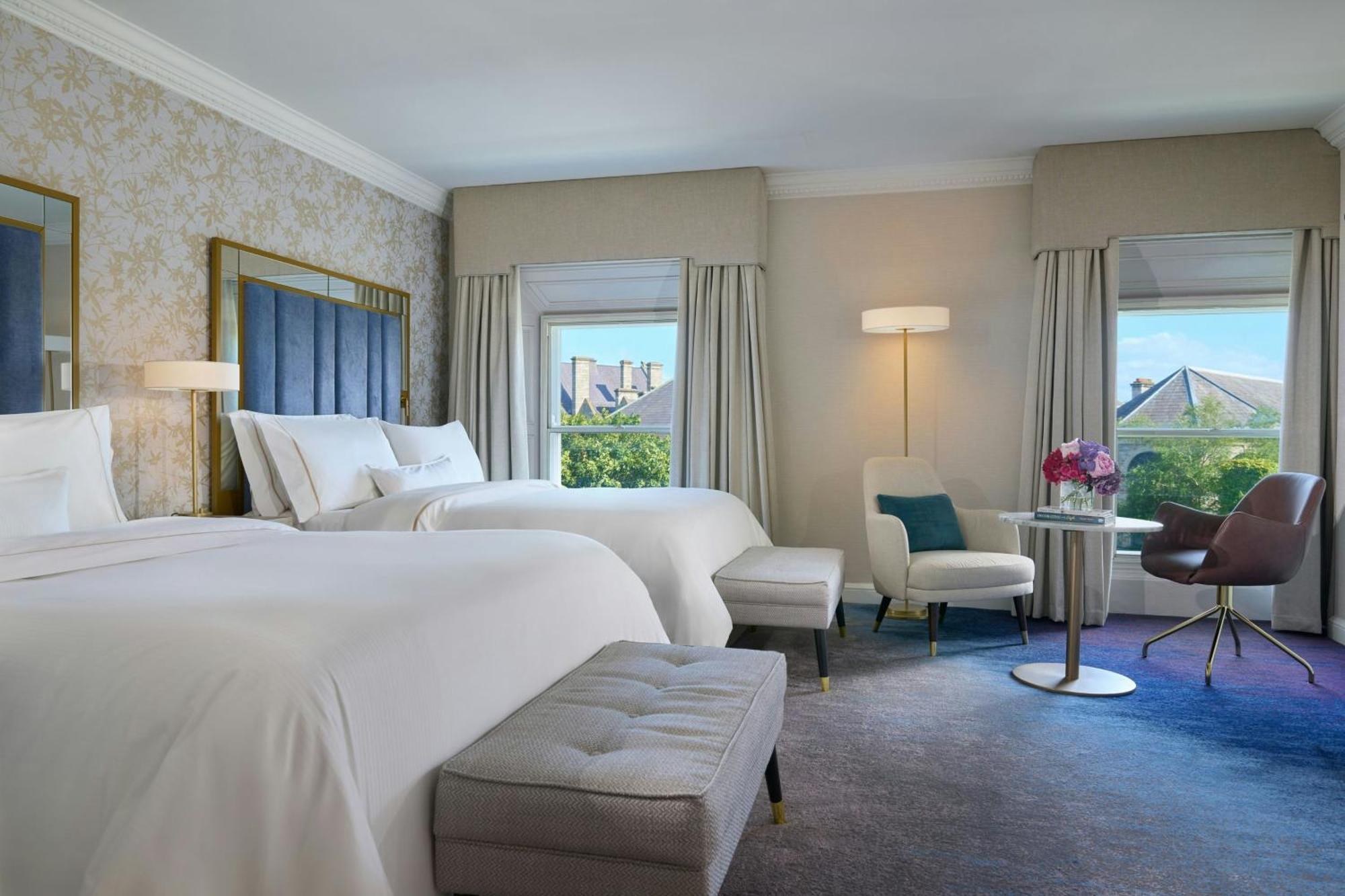 The College Green Dublin Hotel, Autograph Collection Exteriör bild